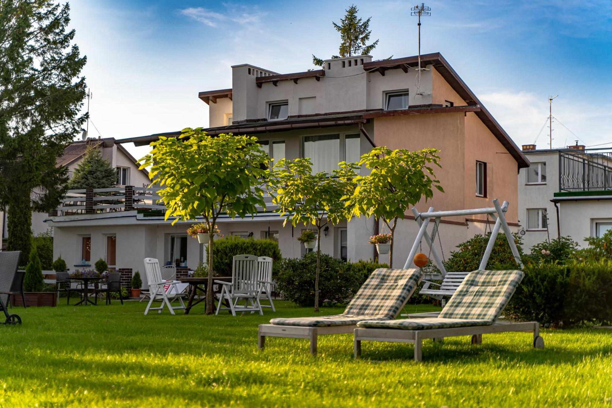 Avista Mielno Hotel Unieście Buitenkant foto