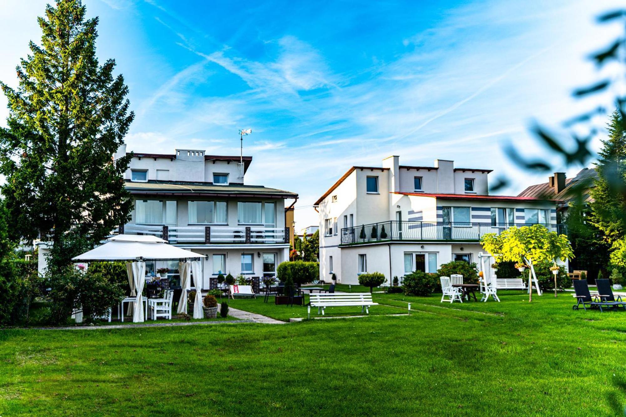 Avista Mielno Hotel Unieście Buitenkant foto