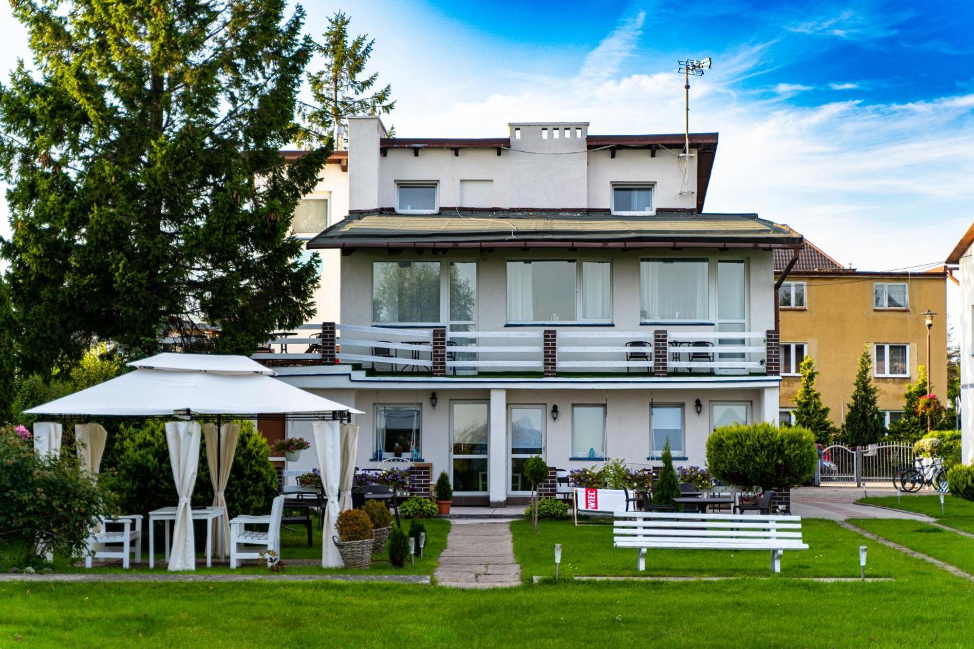 Avista Mielno Hotel Unieście Buitenkant foto