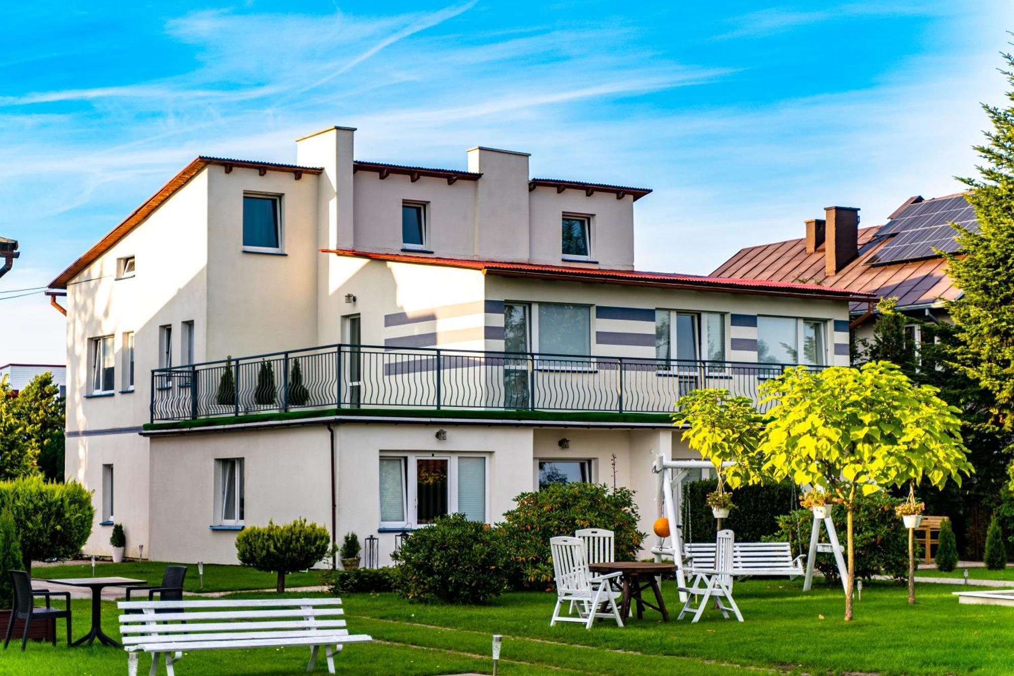 Avista Mielno Hotel Unieście Buitenkant foto