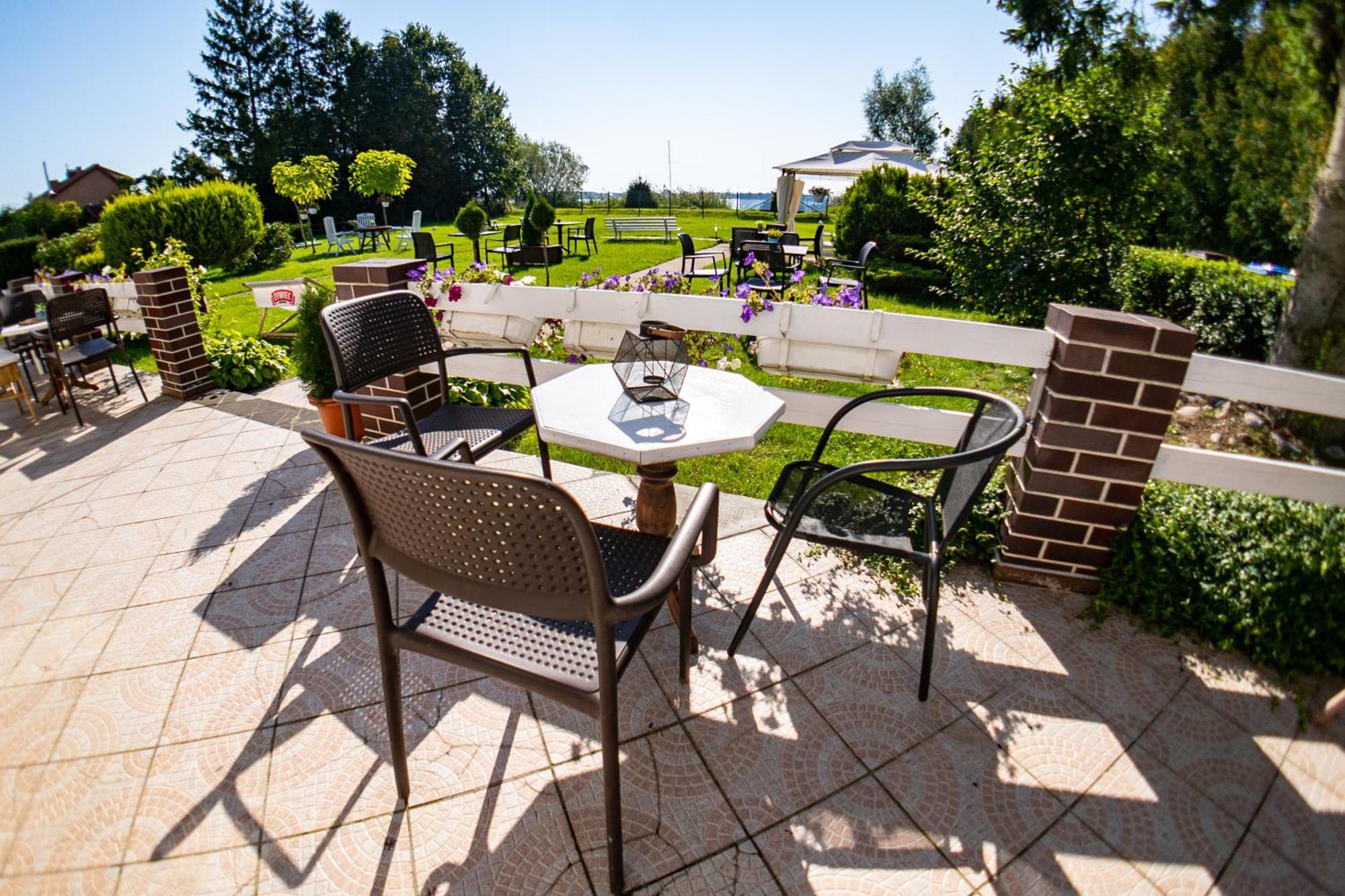 Avista Mielno Hotel Unieście Buitenkant foto