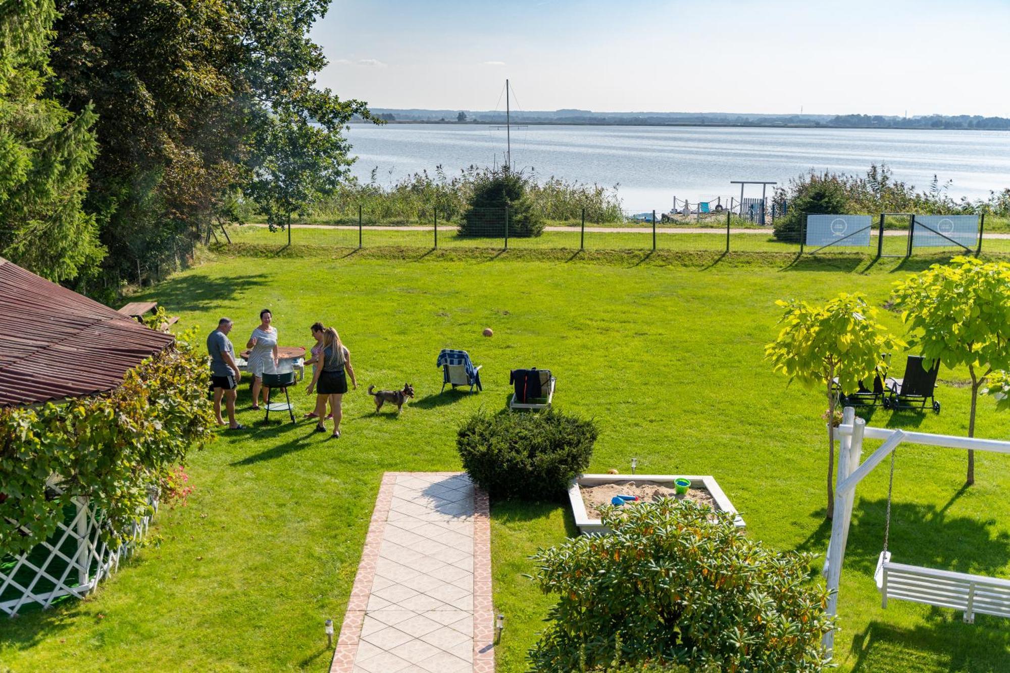 Avista Mielno Hotel Unieście Buitenkant foto